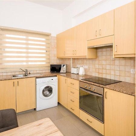 פרוטאראס Bowker Apartment מראה חיצוני תמונה