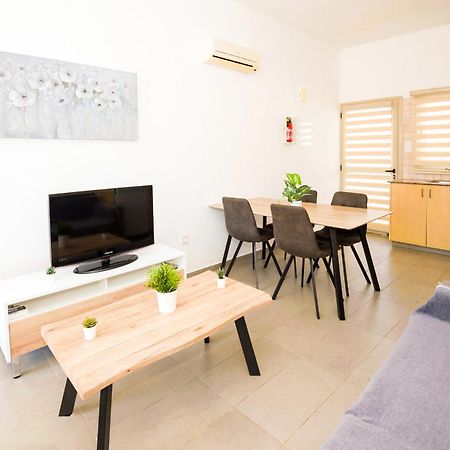 פרוטאראס Bowker Apartment מראה חיצוני תמונה